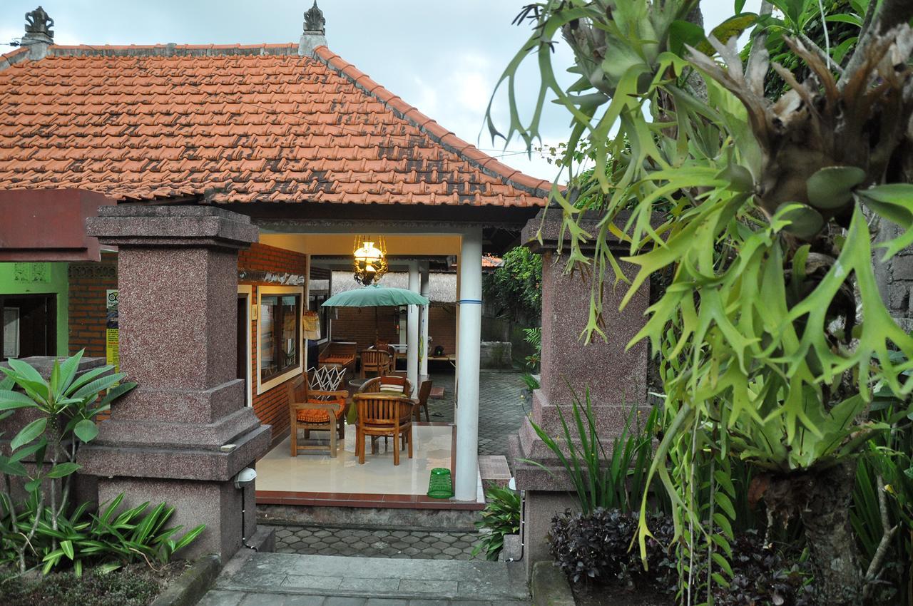 Soni Backpacker House Vandrehjem Ubud Eksteriør billede